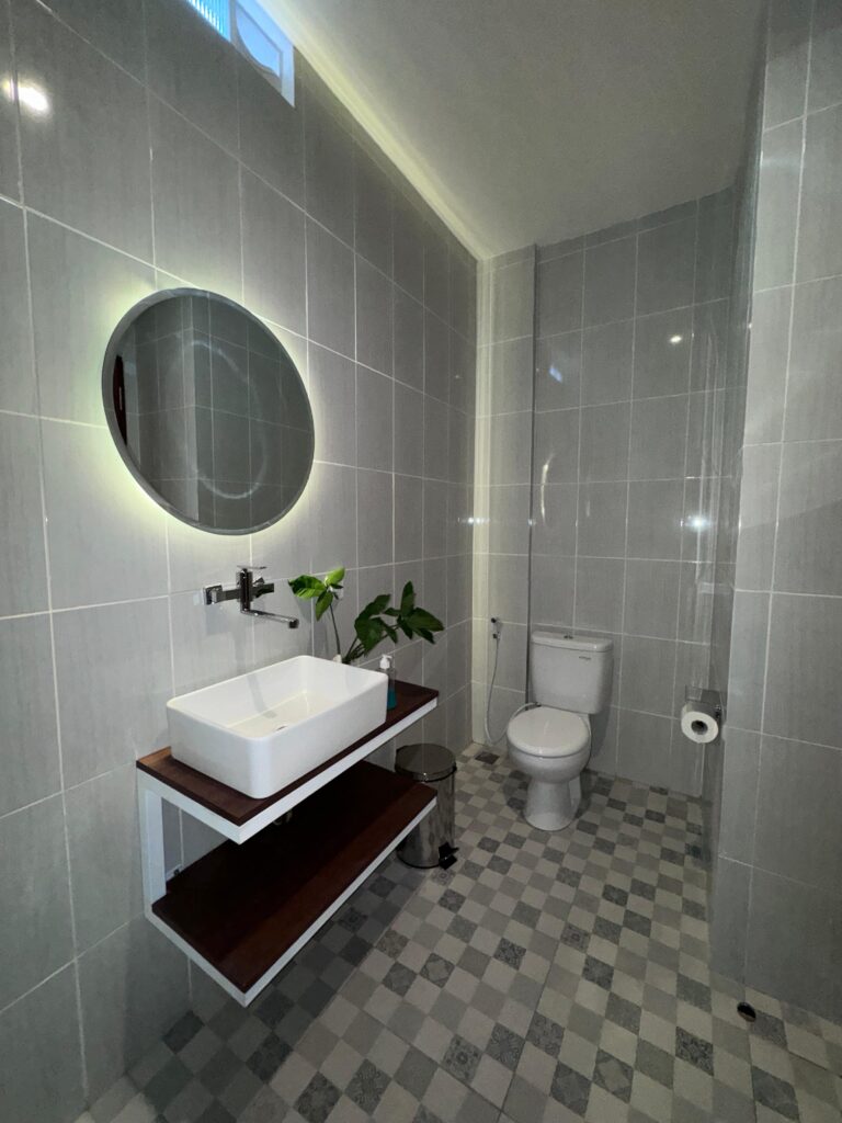kamar mandi 1 (1)